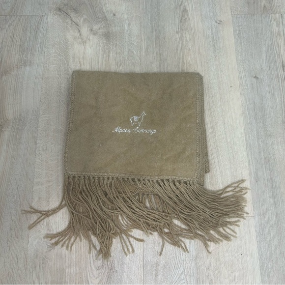 Alpaca Camargo Tan Authentic Camargo Alpaca Scarf Alpaca Stitched Logo Baby - Picture 2 of 4
